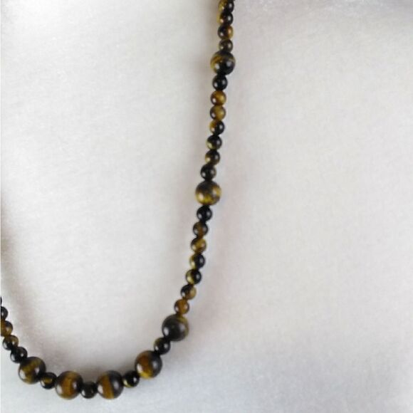 Tiger's Eye beaded Necklace  - Picture 3 of 5